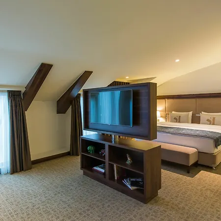 Inside Sisli Hotel