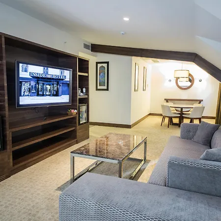 Inside Sisli Hotell